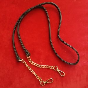 Black crossbody purse strap